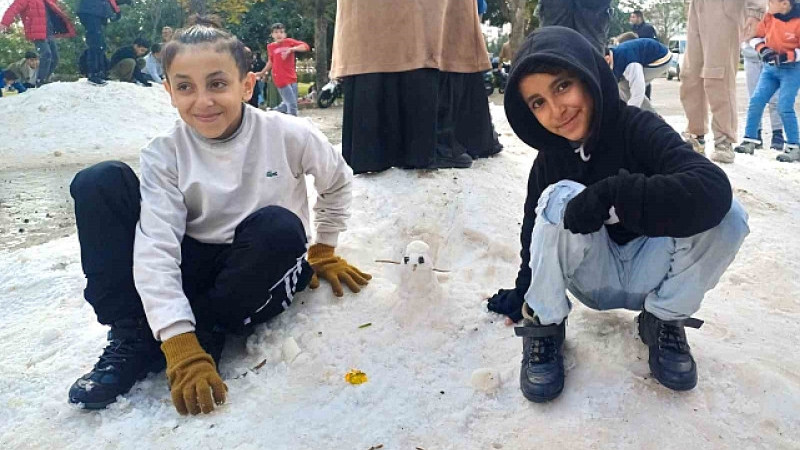Adana’da Çocukların Kar Sevinci 