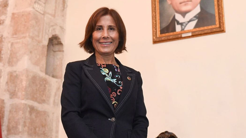 CHP'li Belediyelere Operasyon: Oya Tekin ve Kadir Aydar Da Var