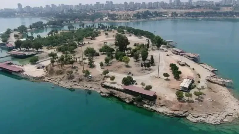 Adana’da Tarihi Adım: Amerikan Adası’nda Yıkım Başlıyor