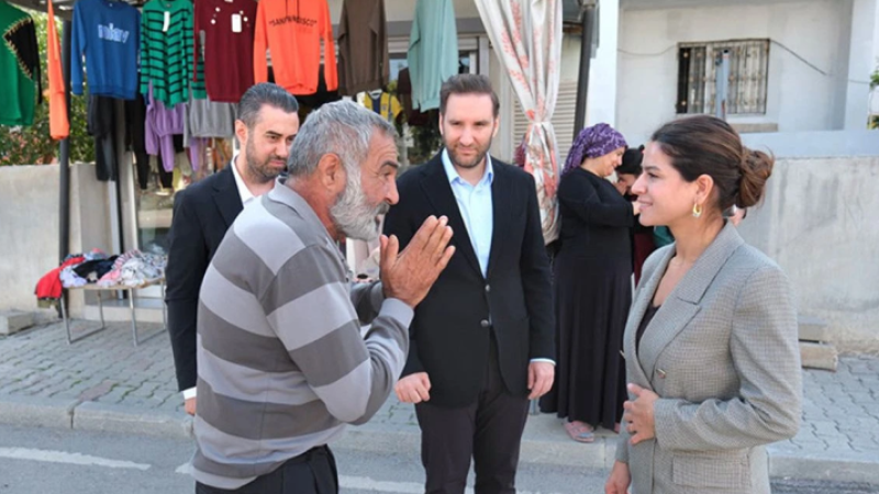 Ceyhan Belediyesi 230 Engelli Vatandaşa Tablet Dağıttı