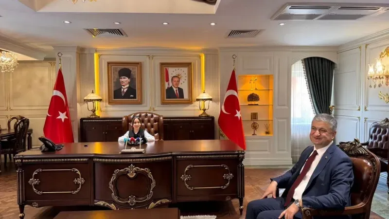 Adana’da Koltuk Değişti: Minik Vali Göreve Başladı