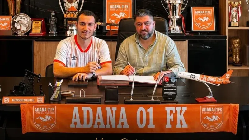 Adana 01 FK'da Orta Sahaya İnegölspor'dan Takviye